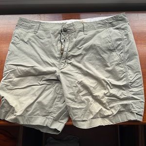 Marine Layer shorts size 36
